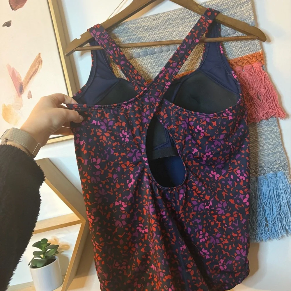 Lands’ End One Piece Swim Suit 14 - Picture 2 of 5